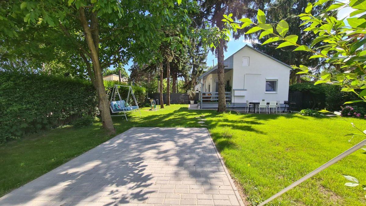 felújított nyaraló Balatonvilágoson külső