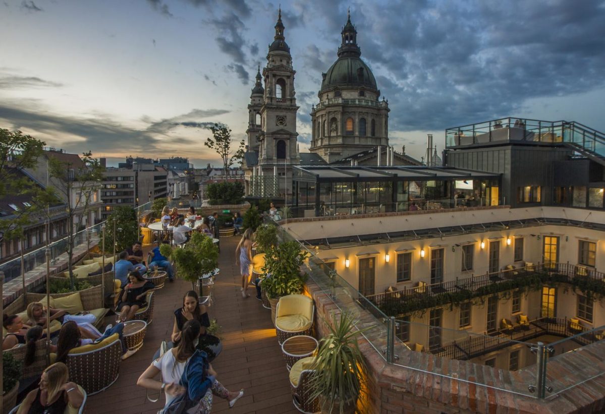 világűr skybar panoráma