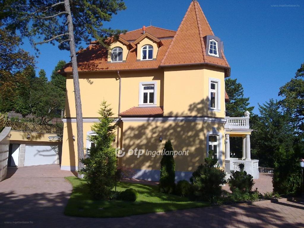 svábhegyi luxusvilla