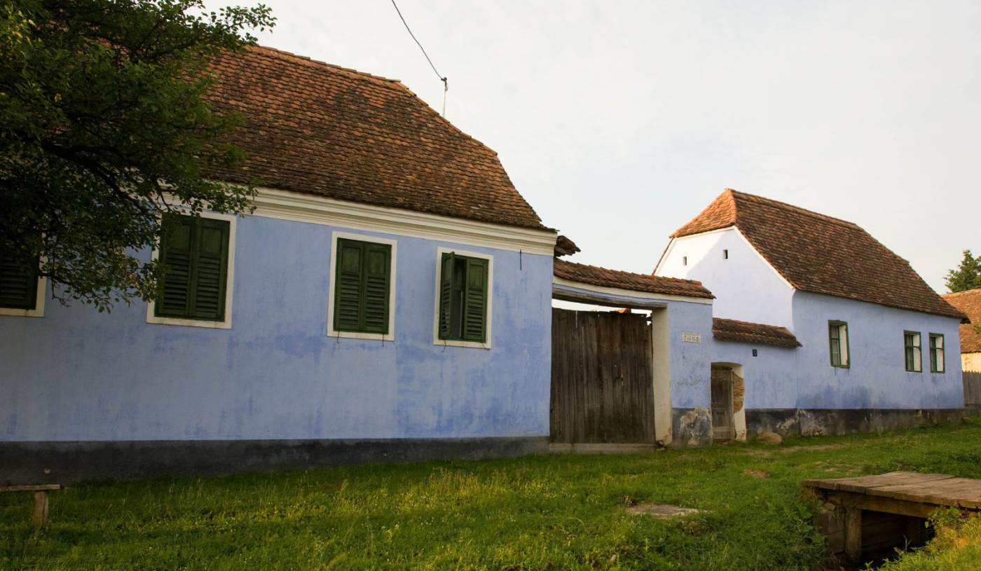 Károly